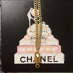 Louis Vuitton lock and key unbranded chain